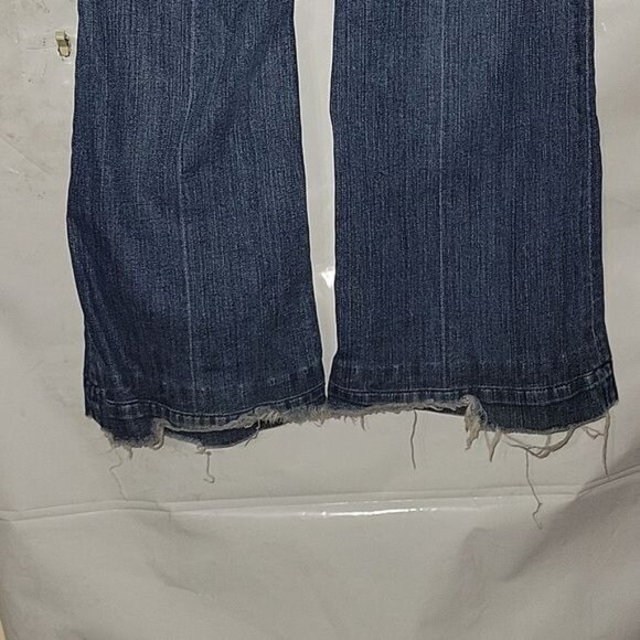 Citizens Of Humanity FAYE #003 Flared Jeans Size 29 Distressed Hem Medium Wash - Picture 7 of 12